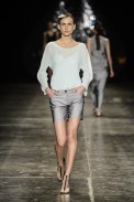 desfile-umaraqueldavidowicz-spfw-verao2014-003