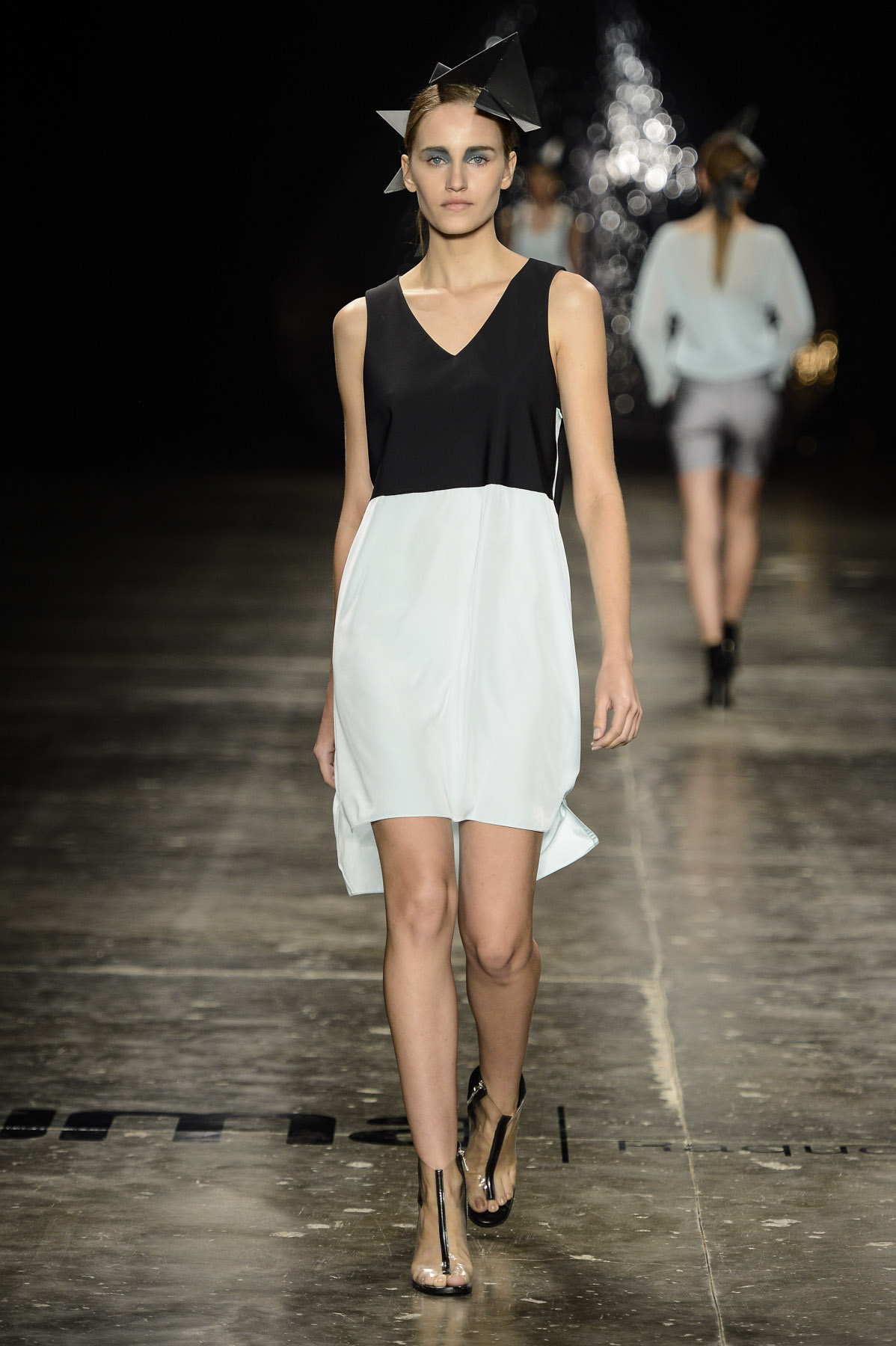 desfile-umaraqueldavidowicz-spfw-verao2014-004