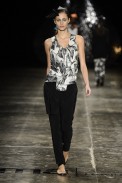 desfile-umaraqueldavidowicz-spfw-verao2014-009