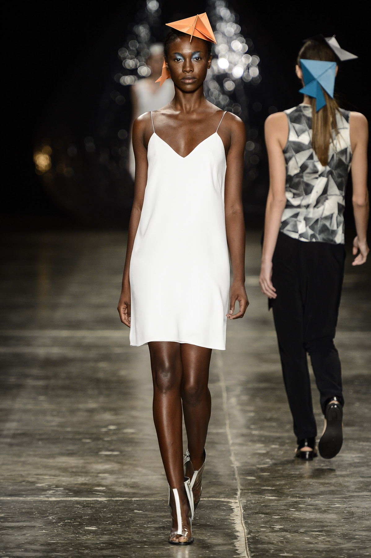 desfile-umaraqueldavidowicz-spfw-verao2014-010