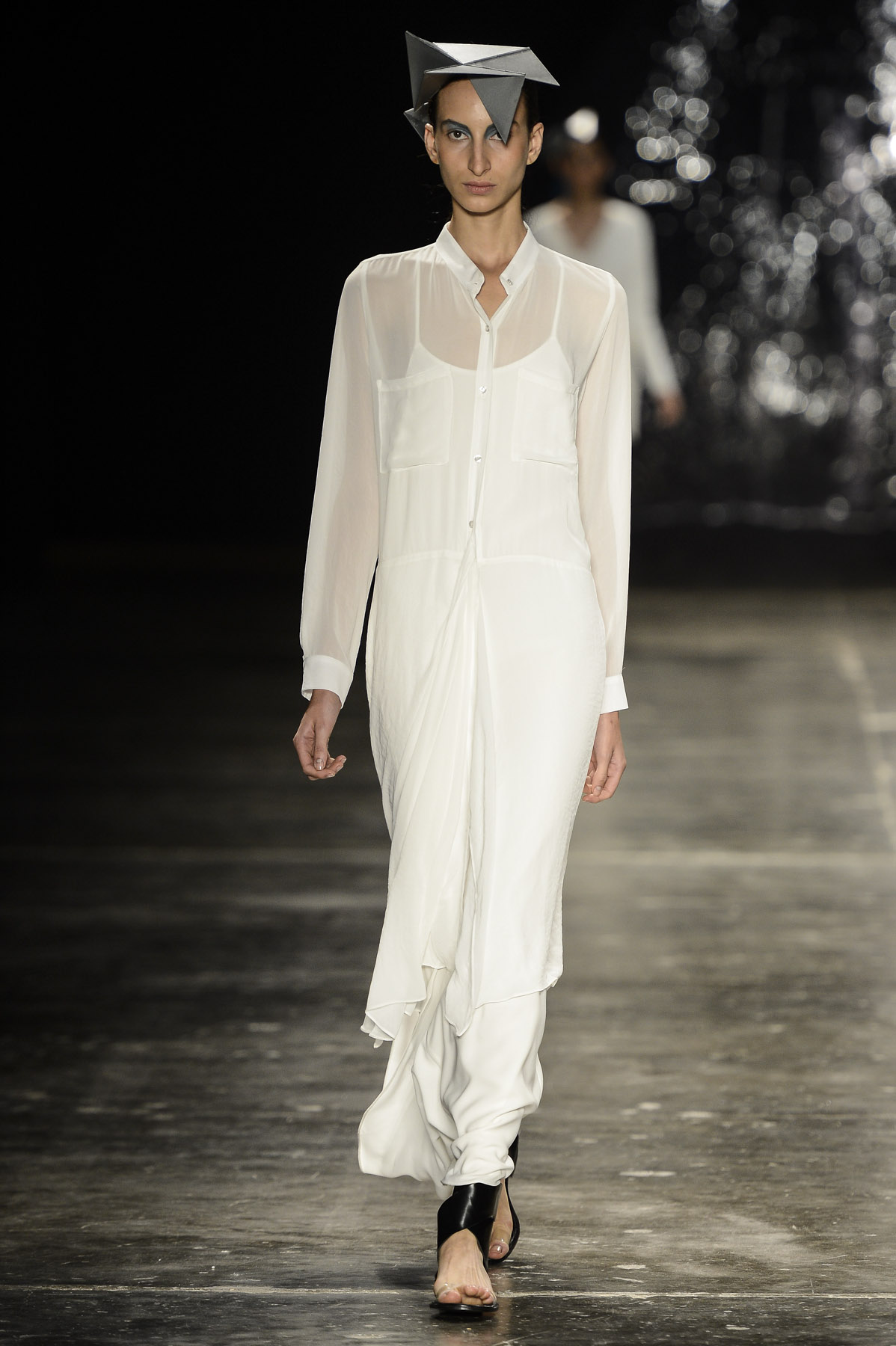 desfile-umaraqueldavidowicz-spfw-verao2014-019