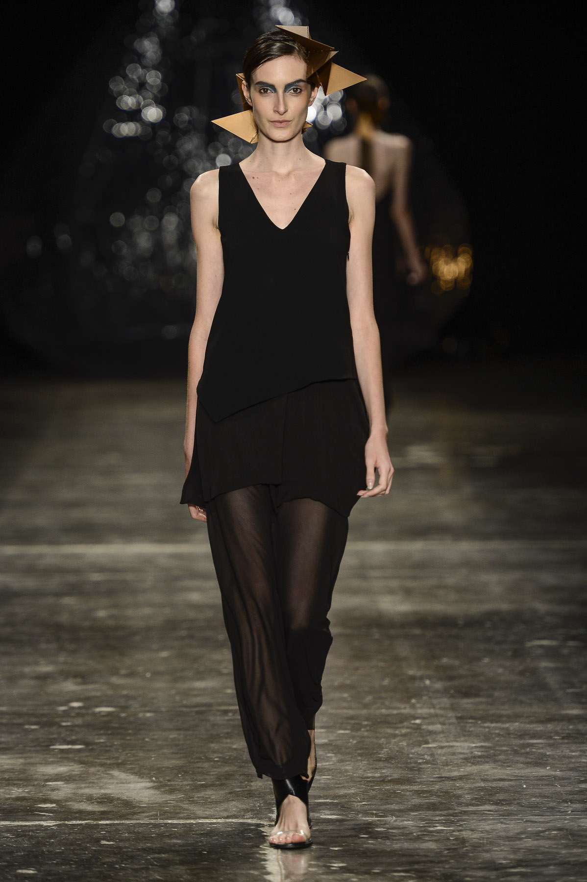 desfile-umaraqueldavidowicz-spfw-verao2014-030