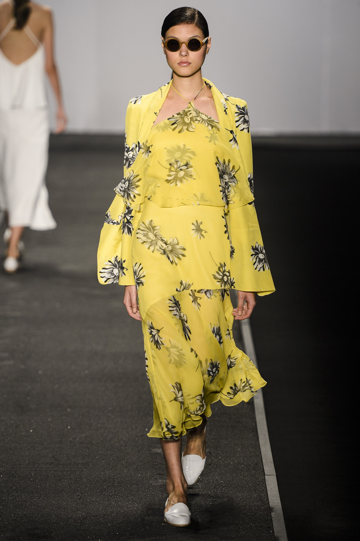 desfile-andreamarques-fashionrio-verao2014-0006