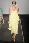desfile-andreamarques-fashionrio-verao2014-0010