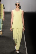 desfile-andreamarques-fashionrio-verao2014-0012