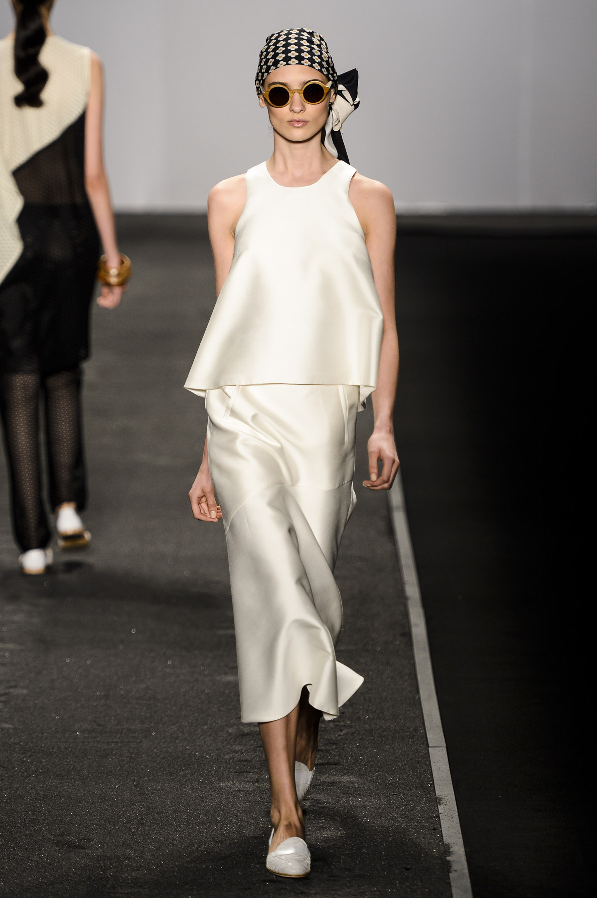 desfile-andreamarques-fashionrio-verao2014-0022