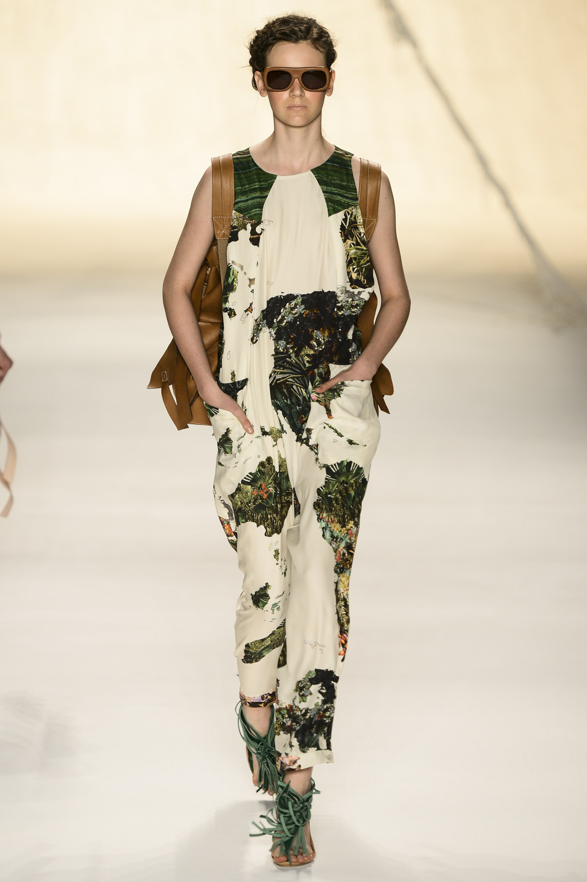 desfile-cantao-fashionrio-verao2014-005
