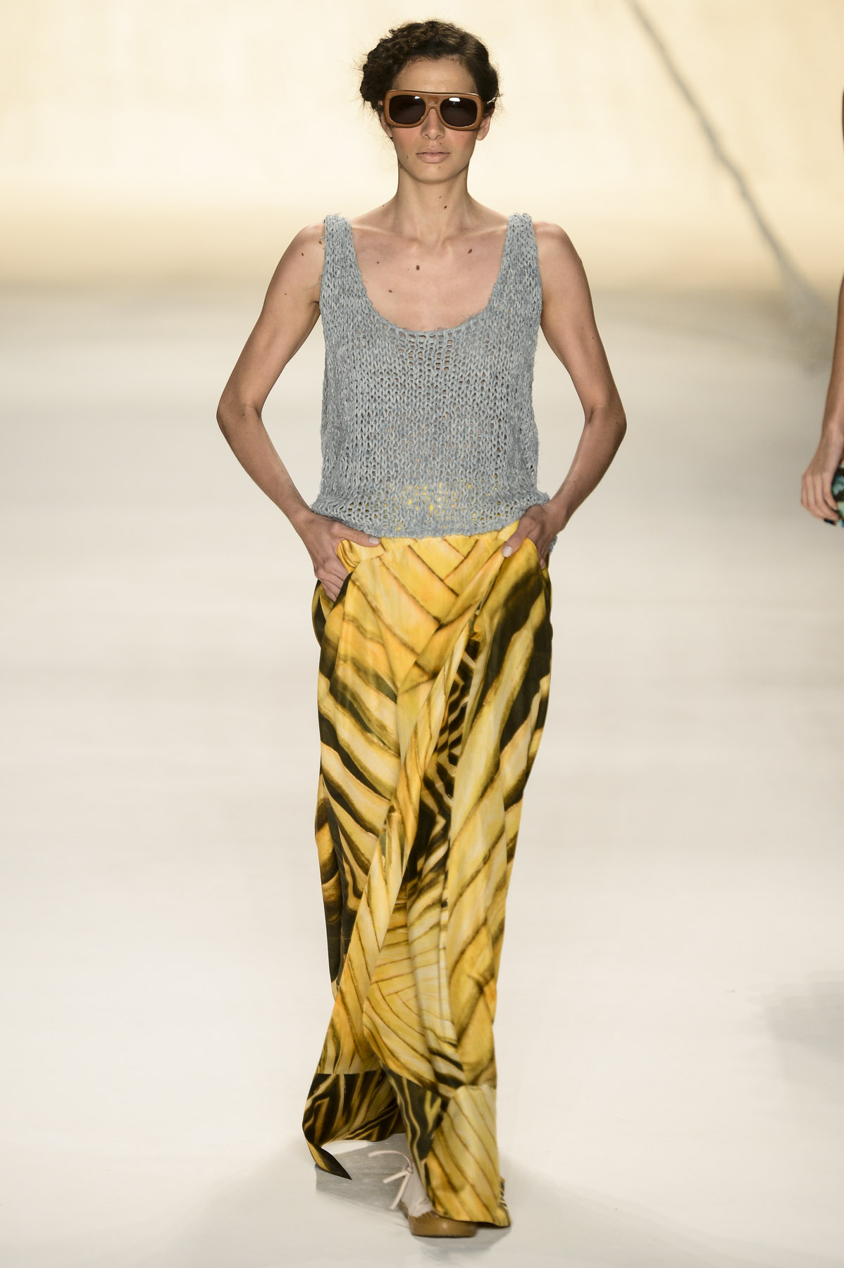 desfile-cantao-fashionrio-verao2014-022