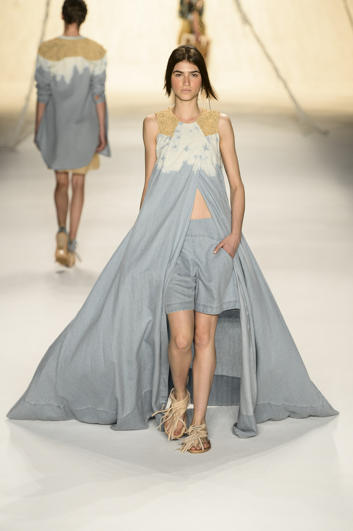 desfile-cantao-fashionrio-verao2014-025