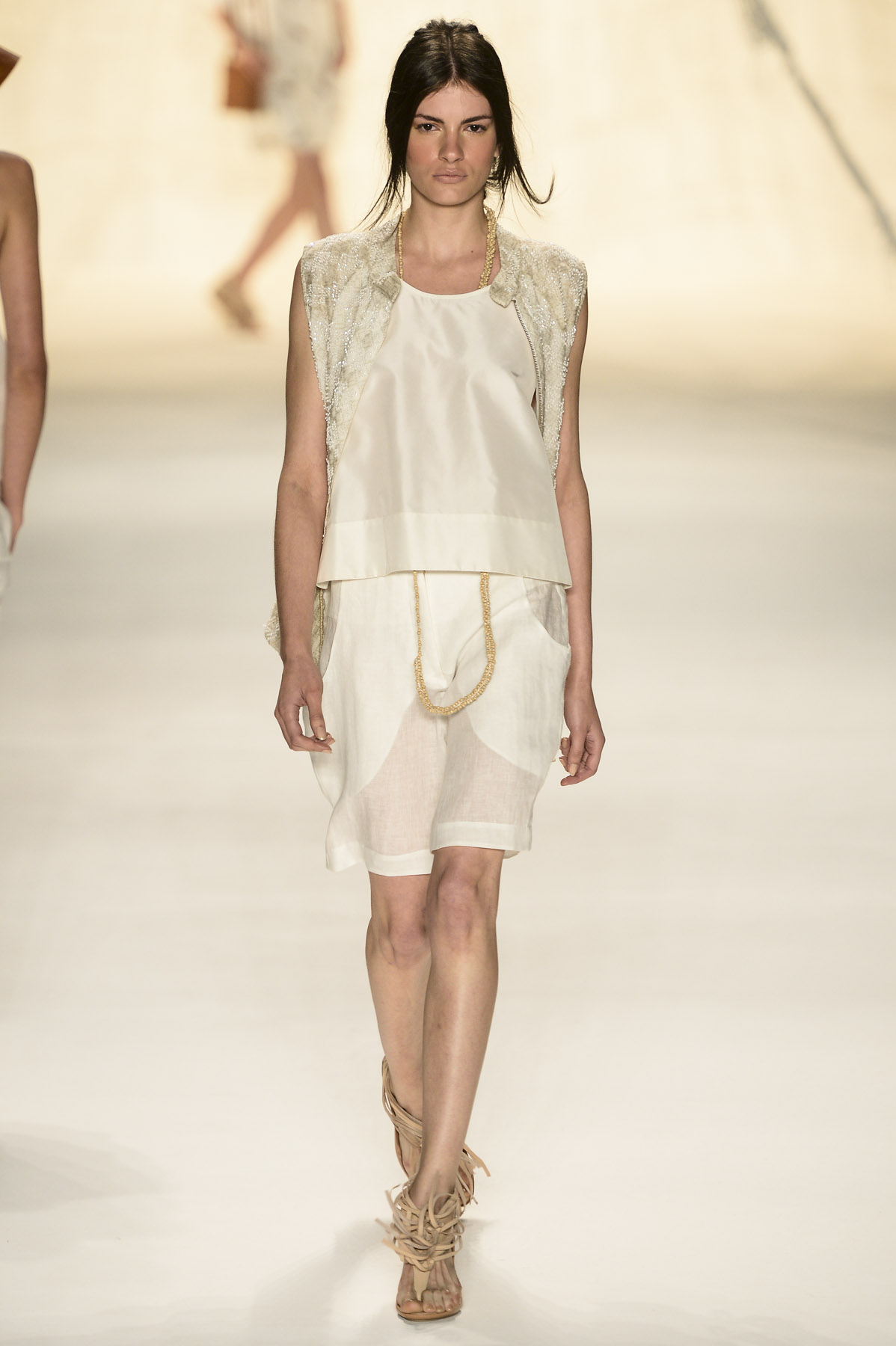 desfile-cantao-fashionrio-verao2014-031