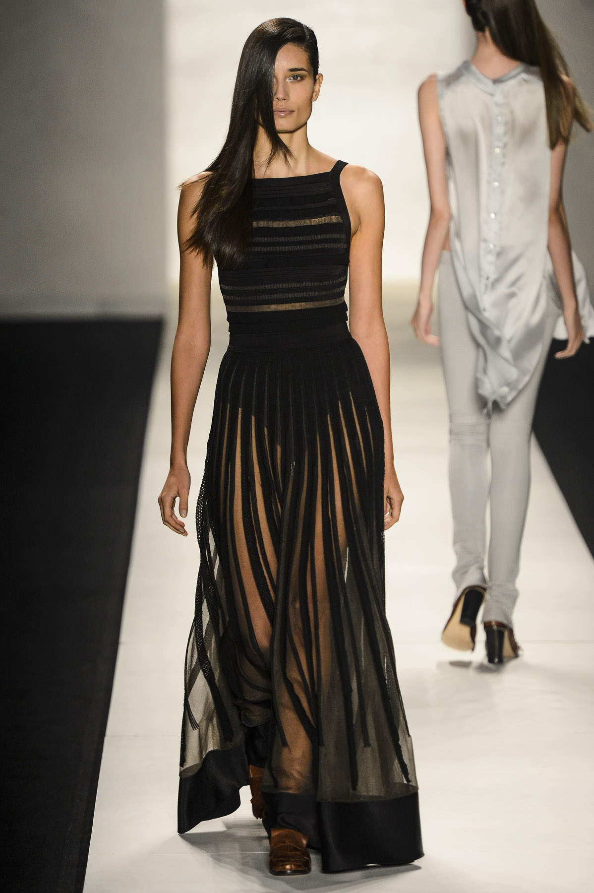 desfile-coven-fashionrio-verao2014-007