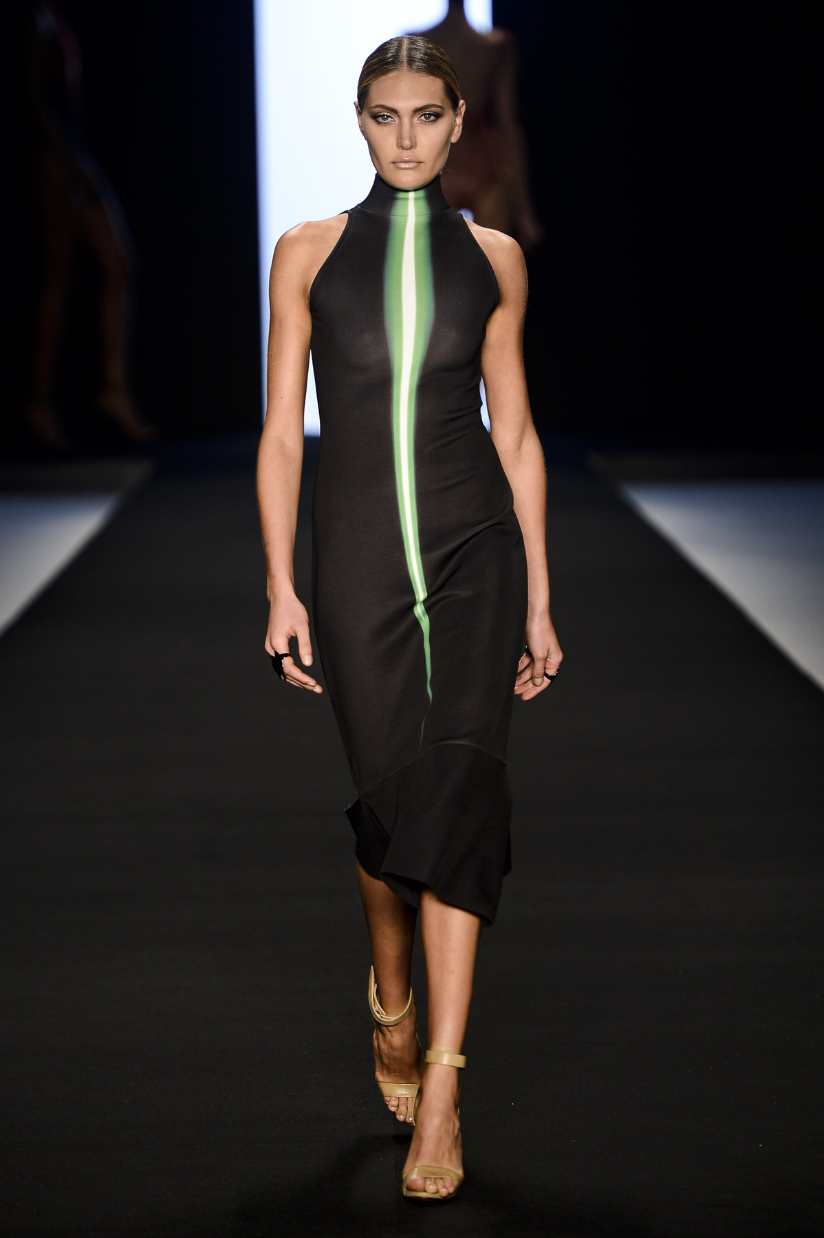 desfile-lennyniemeyer-fashionrio-verao2014-027