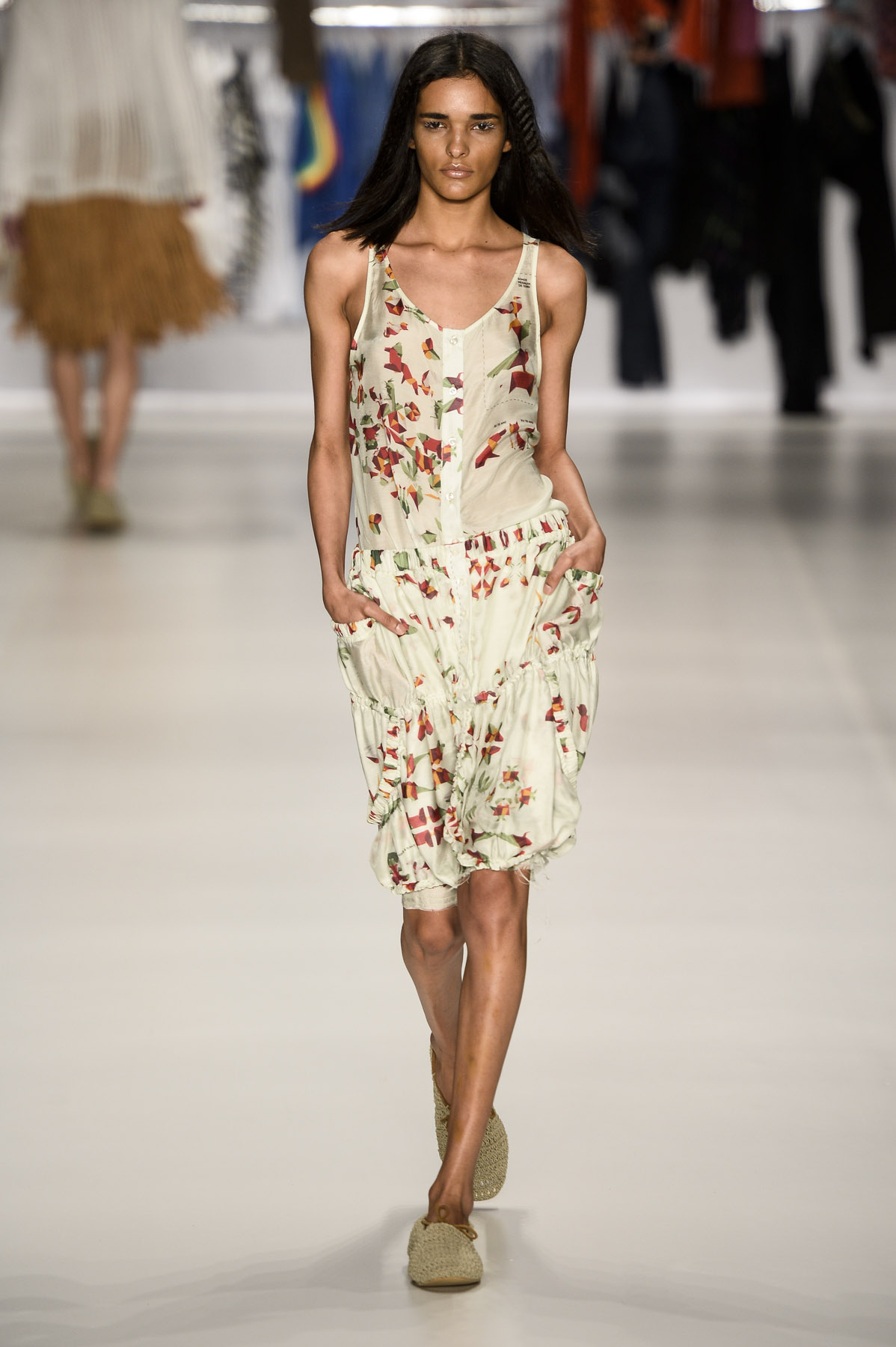desfile-oestudio-fashionrio-verao2014-002
