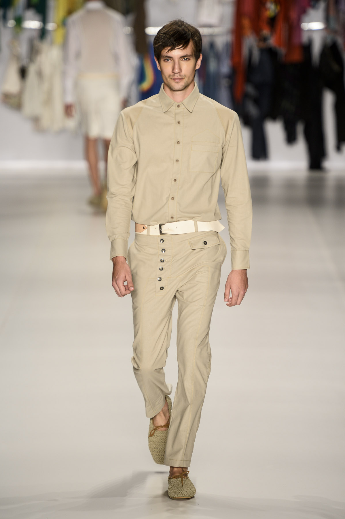 desfile-oestudio-fashionrio-verao2014-005