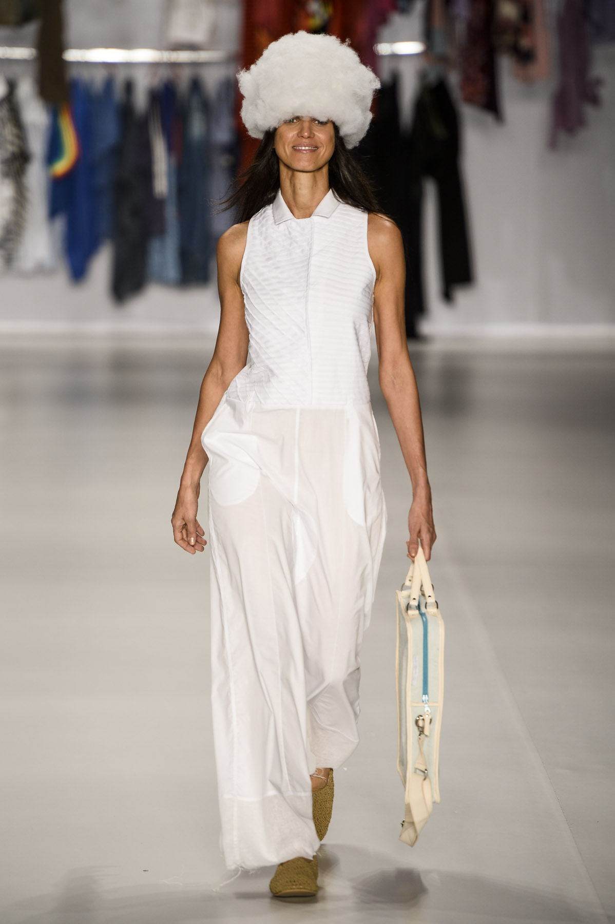 desfile-oestudio-fashionrio-verao2014-023