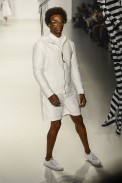 desfile-reserva-fashionrio-verao2014-002