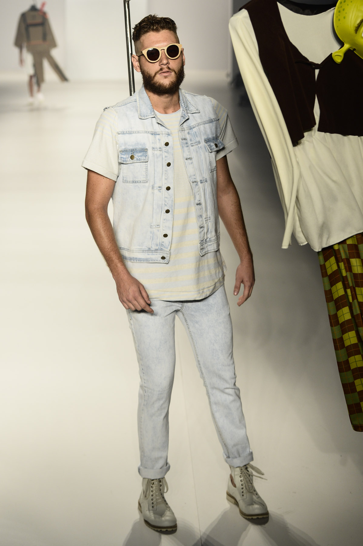 desfile-reserva-fashionrio-verao2014-006