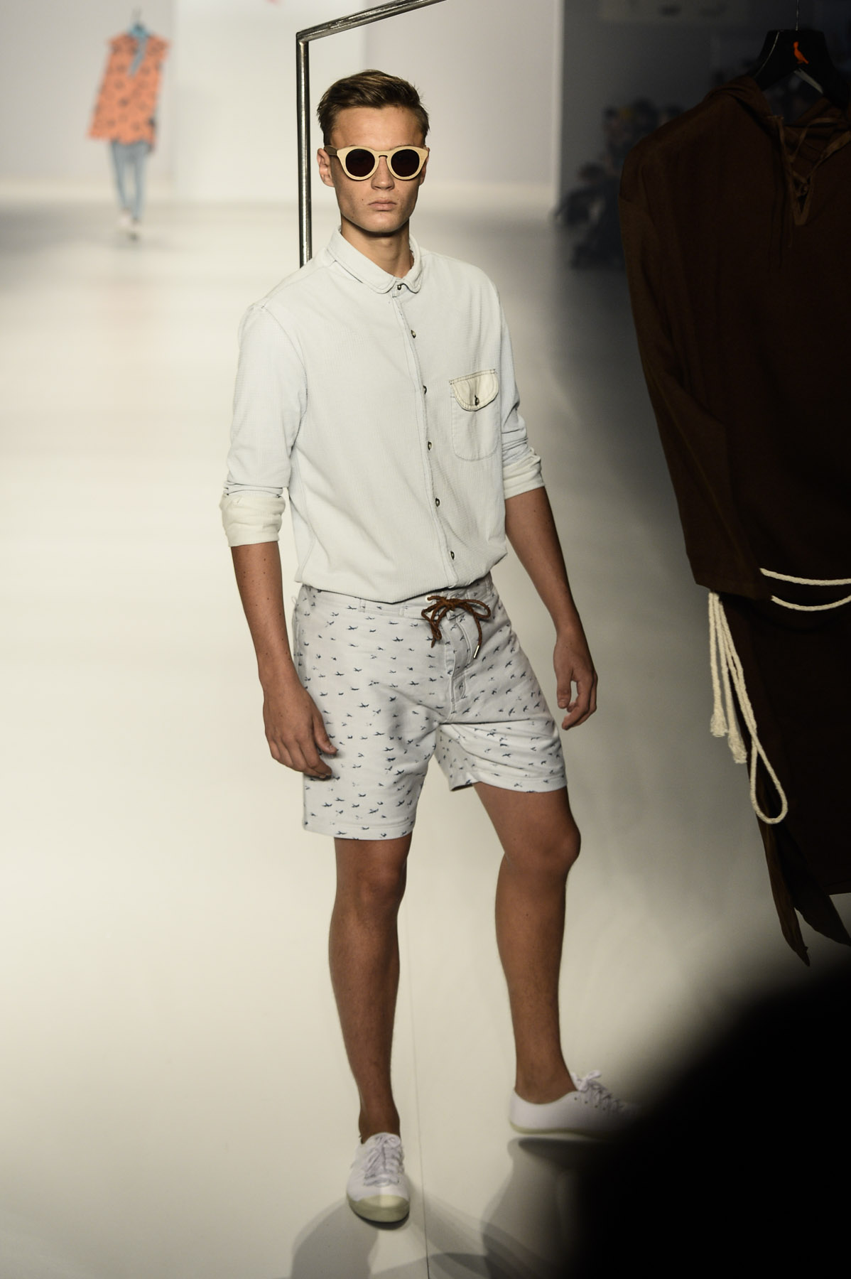 desfile-reserva-fashionrio-verao2014-008