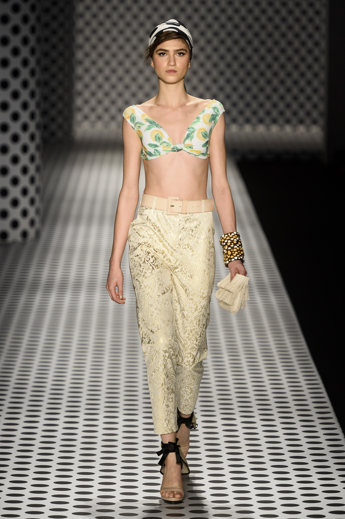desfile-salinas-fashionrio-verao2014-018