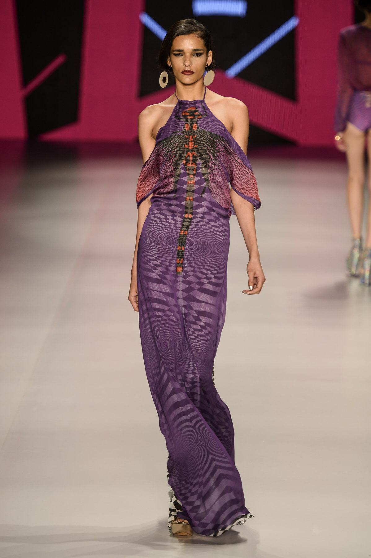 desfile-triya-fashionrio-verao2014-017