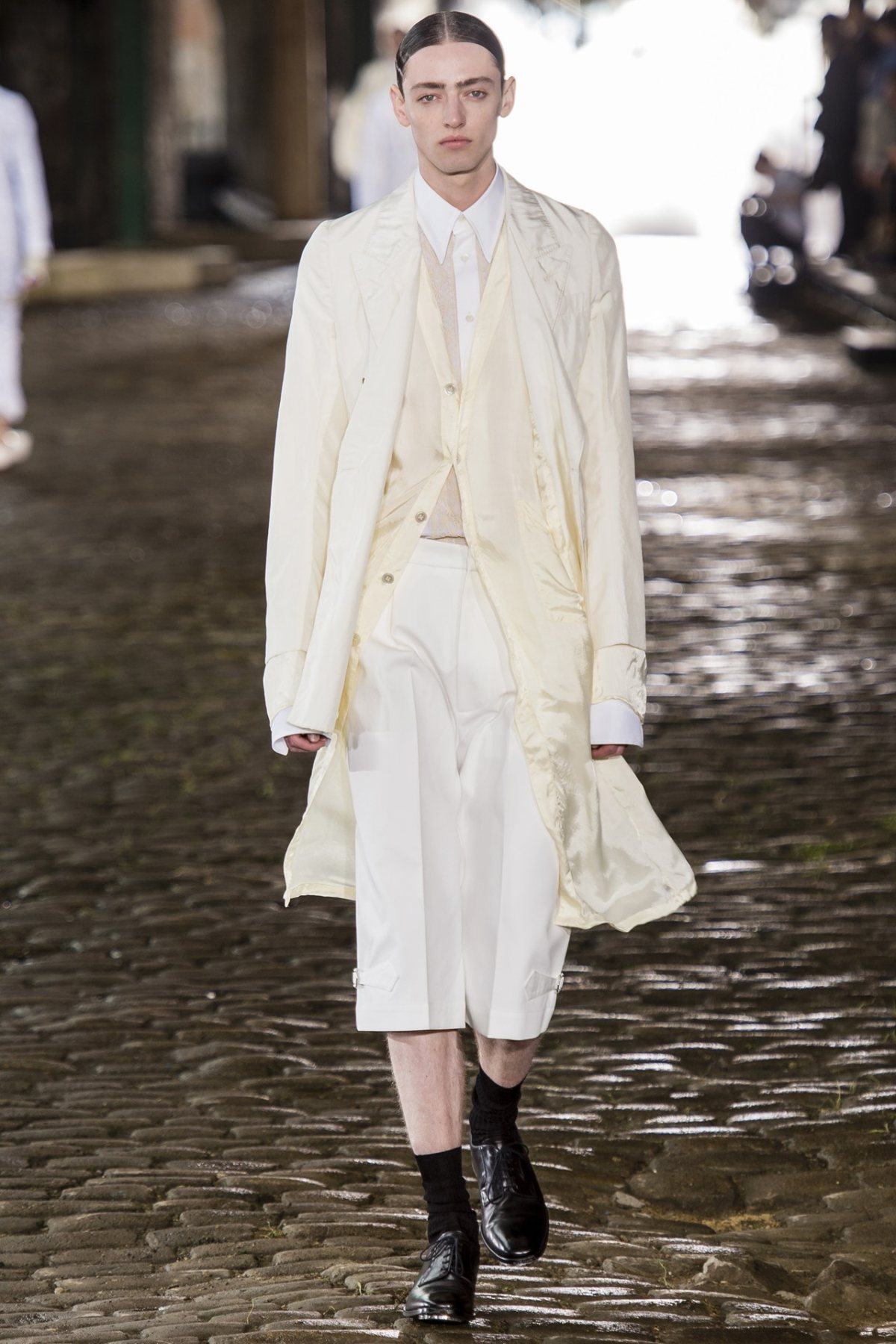 desfile-a-mcqueen-men-london-ss2014-02