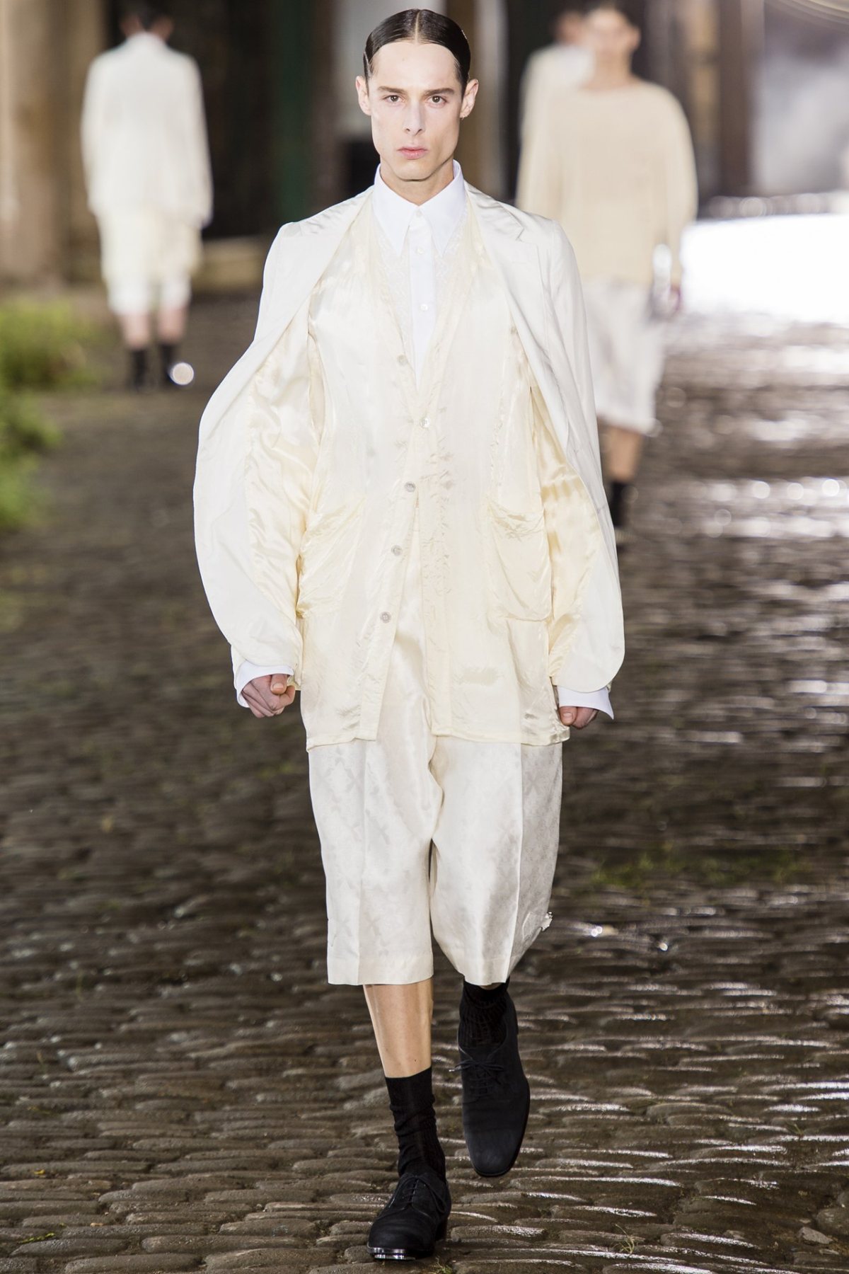 desfile-a-mcqueen-men-london-ss2014-04