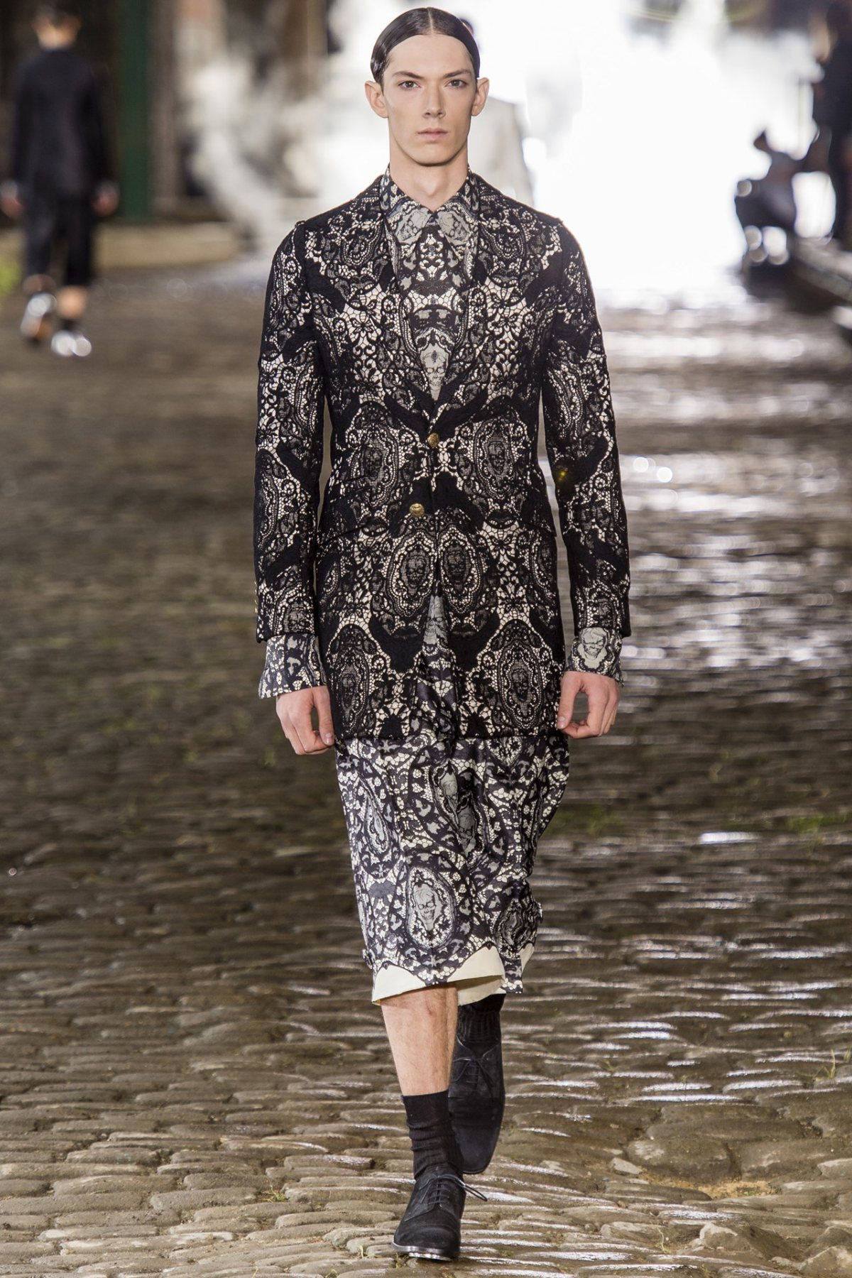desfile-a-mcqueen-men-london-ss2014-15