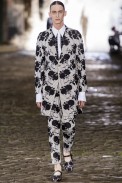 desfile-a-mcqueen-men-london-ss2014-19