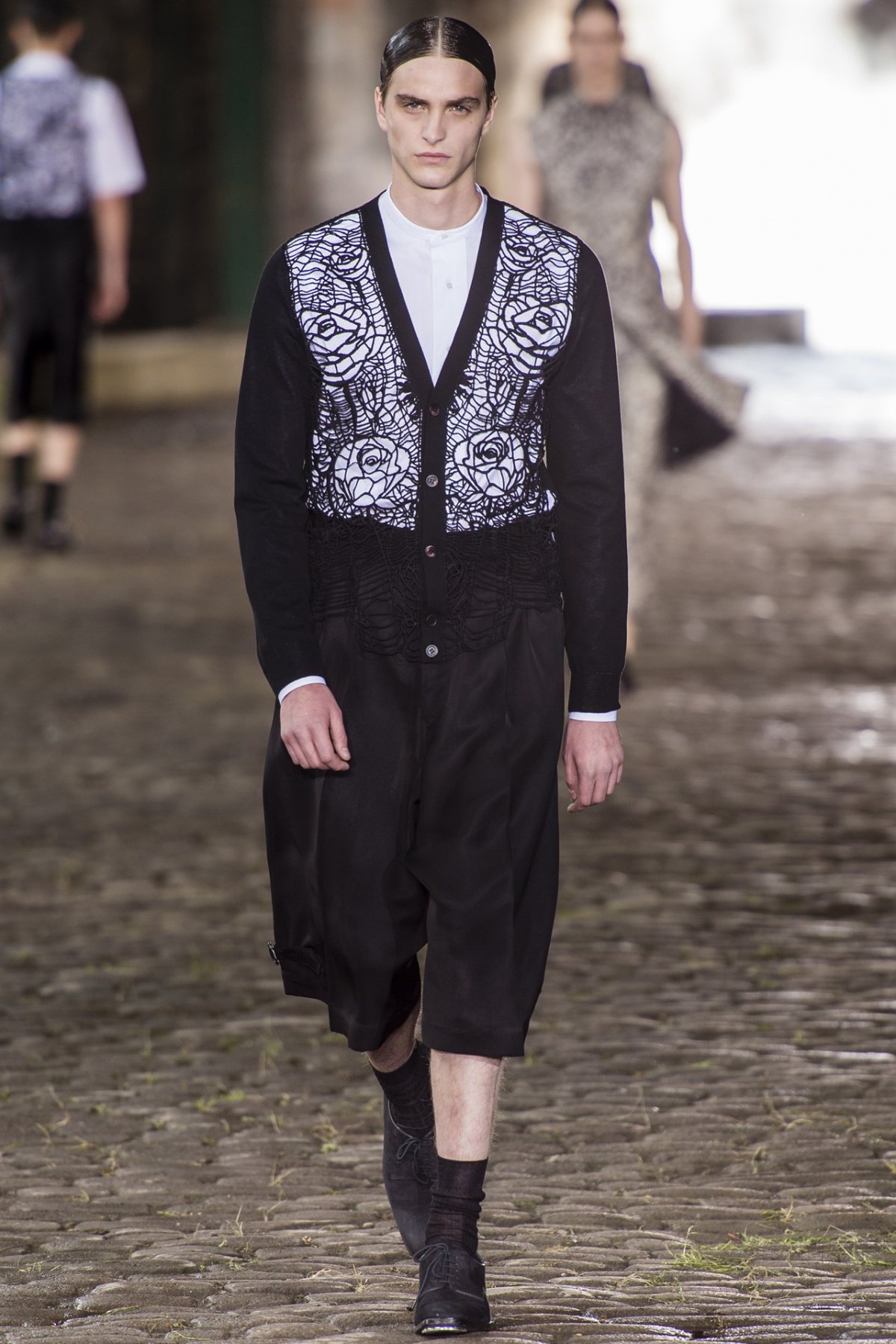 desfile-a-mcqueen-men-london-ss2014-20