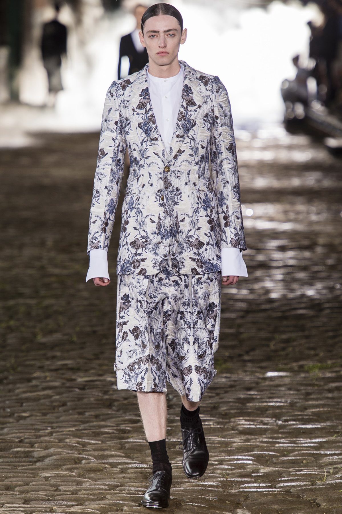 desfile-a-mcqueen-men-london-ss2014-24