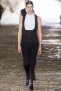 desfile-a-mcqueen-men-london-ss2014-27