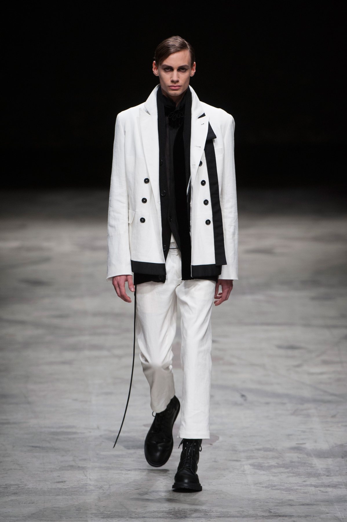 desfile-ann-demeu-paris-men-ss2014-08