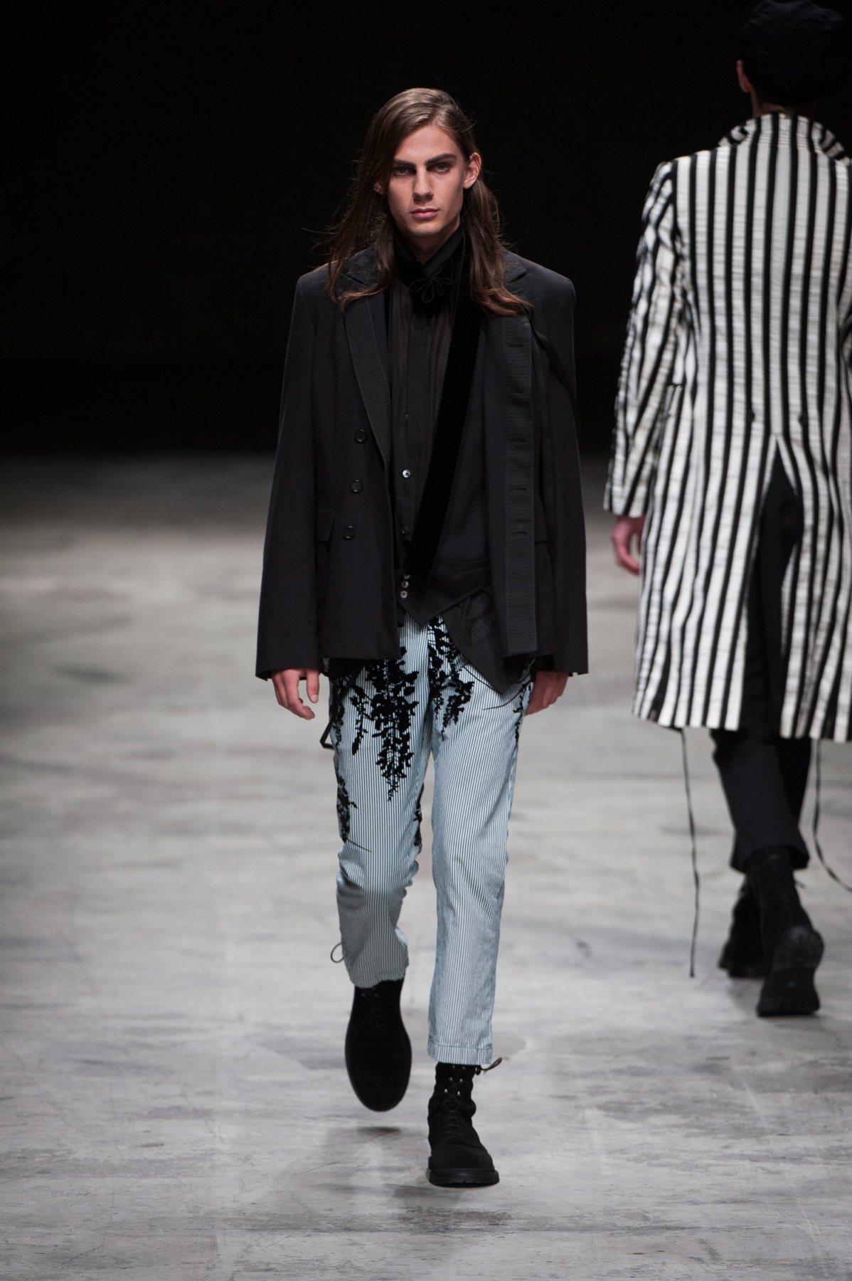 desfile-ann-demeu-paris-men-ss2014-14