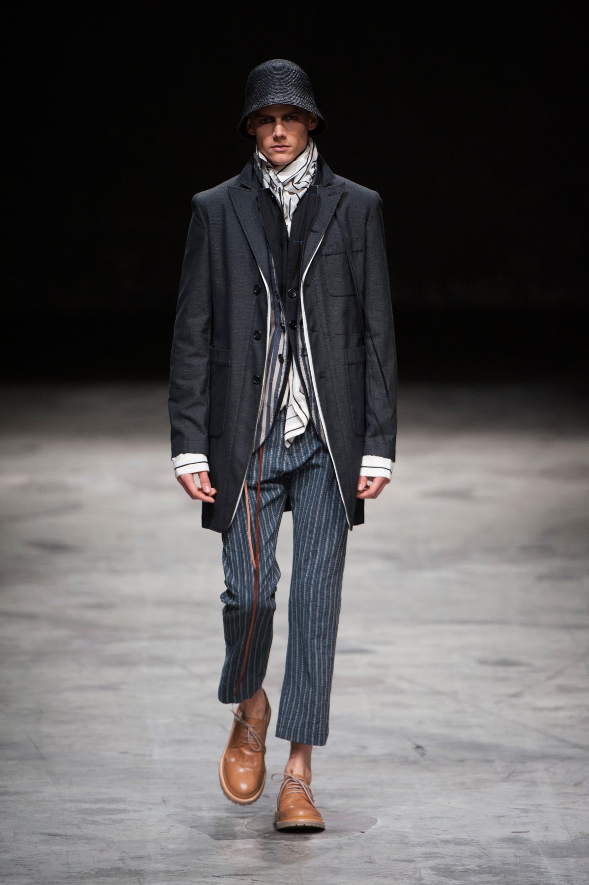 desfile-ann-demeu-paris-men-ss2014-19
