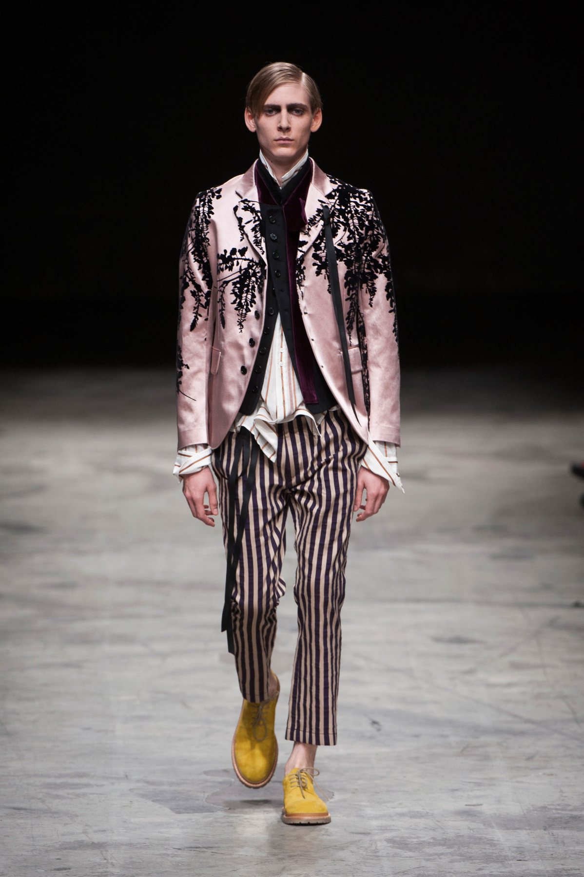 desfile-ann-demeu-paris-men-ss2014-27