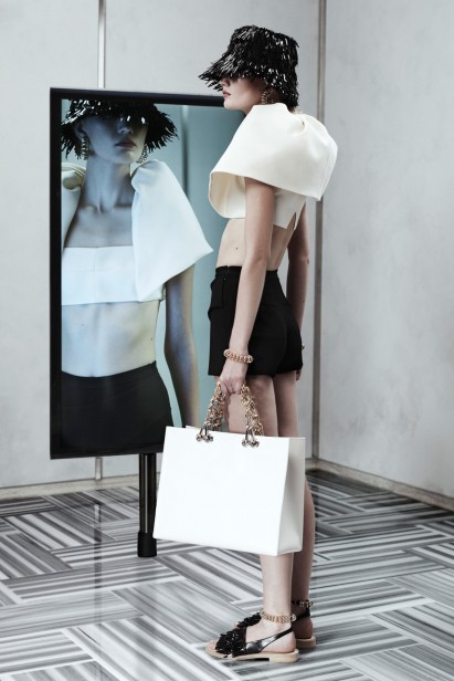 desfile-balenciaga-resort-2014-10