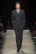 desfile-bottega-verao2014-milao-men-04