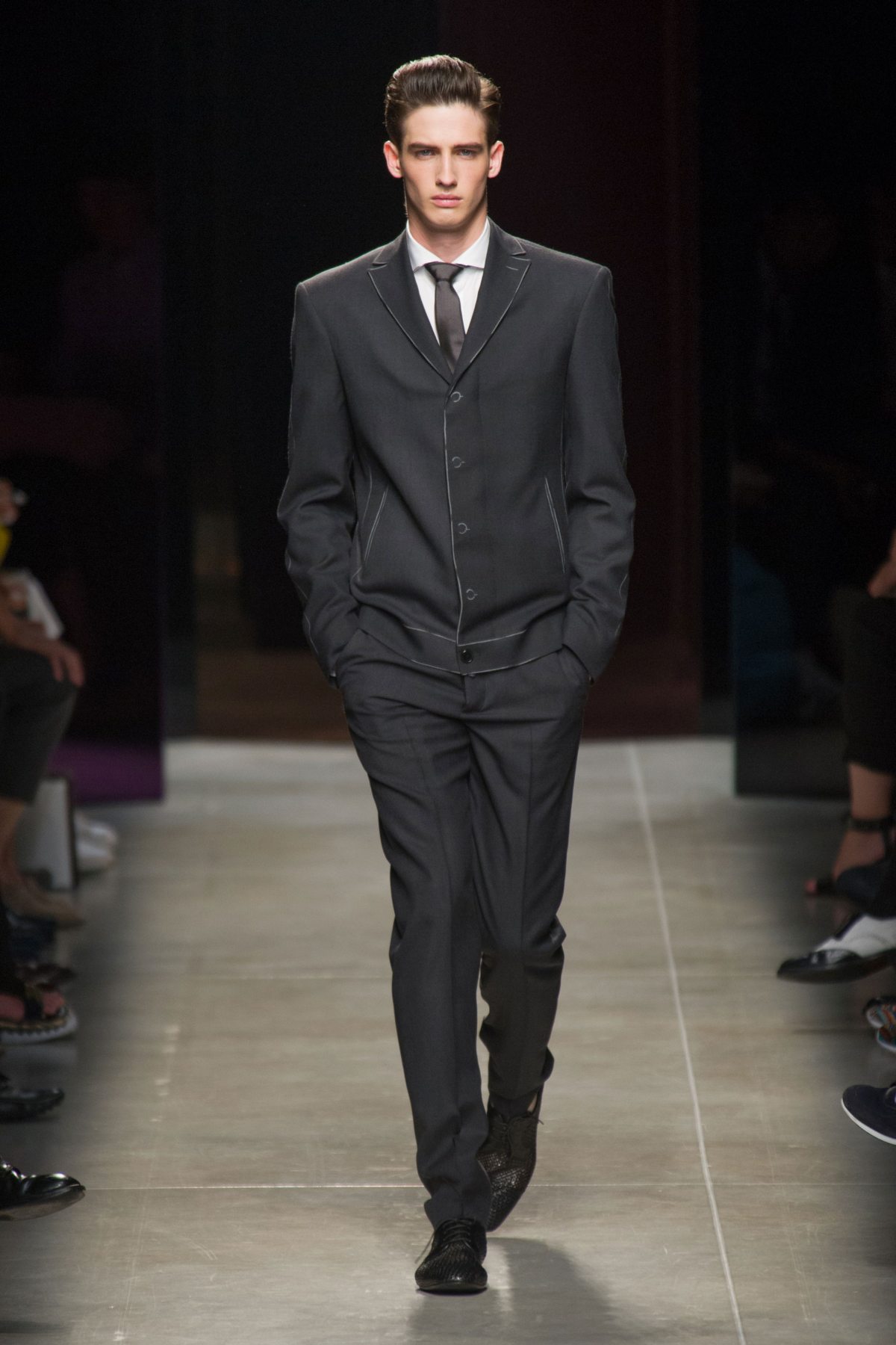 desfile-bottega-verao2014-milao-men-04