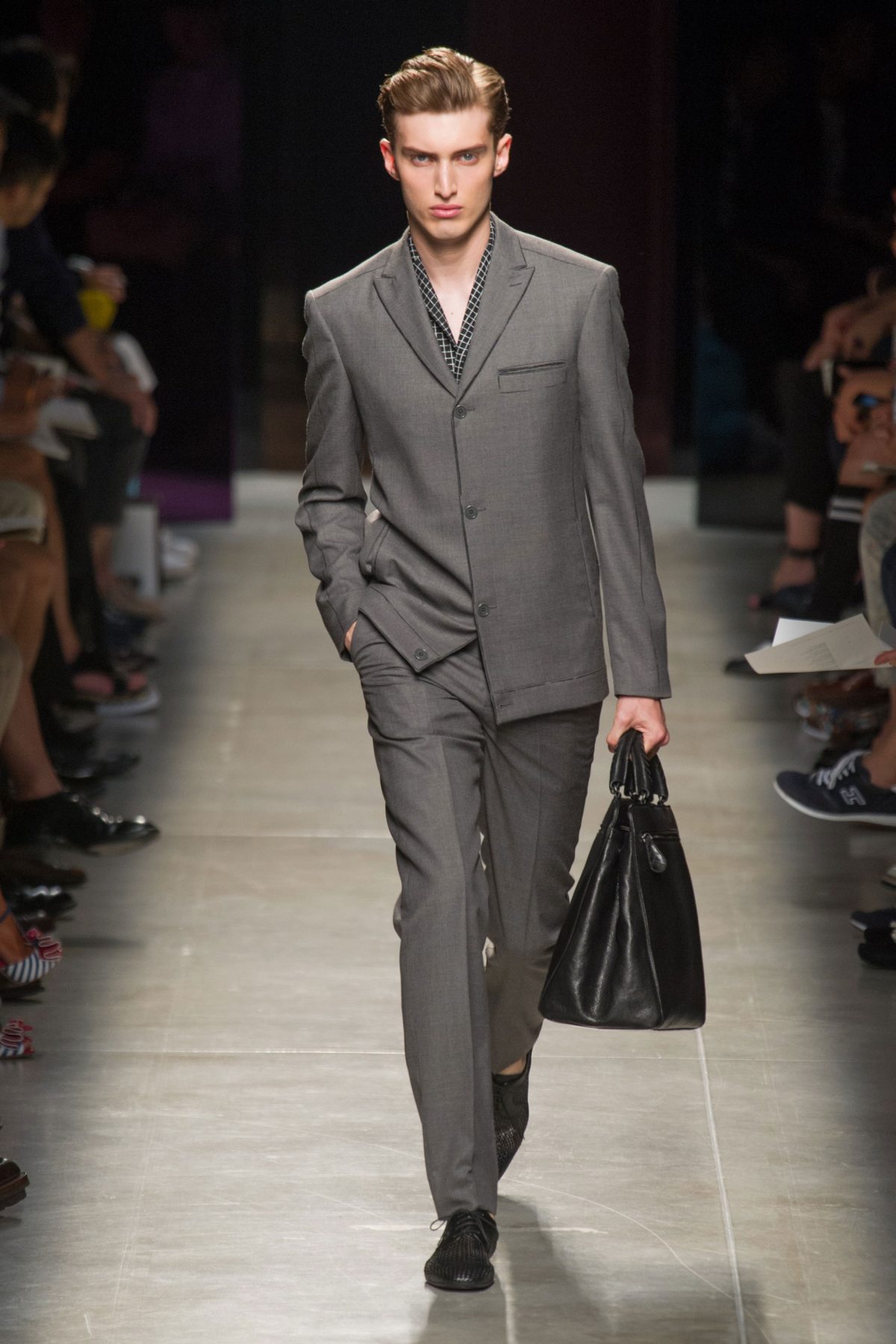 desfile-bottega-verao2014-milao-men-08