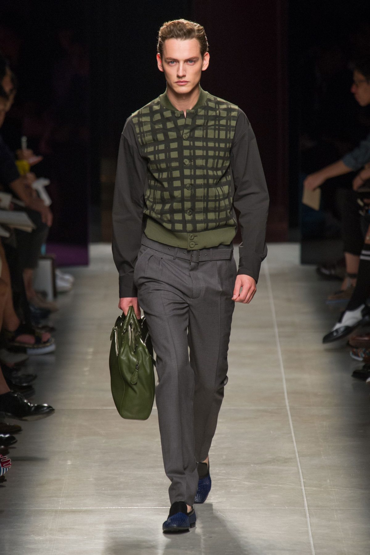 desfile-bottega-verao2014-milao-men-23