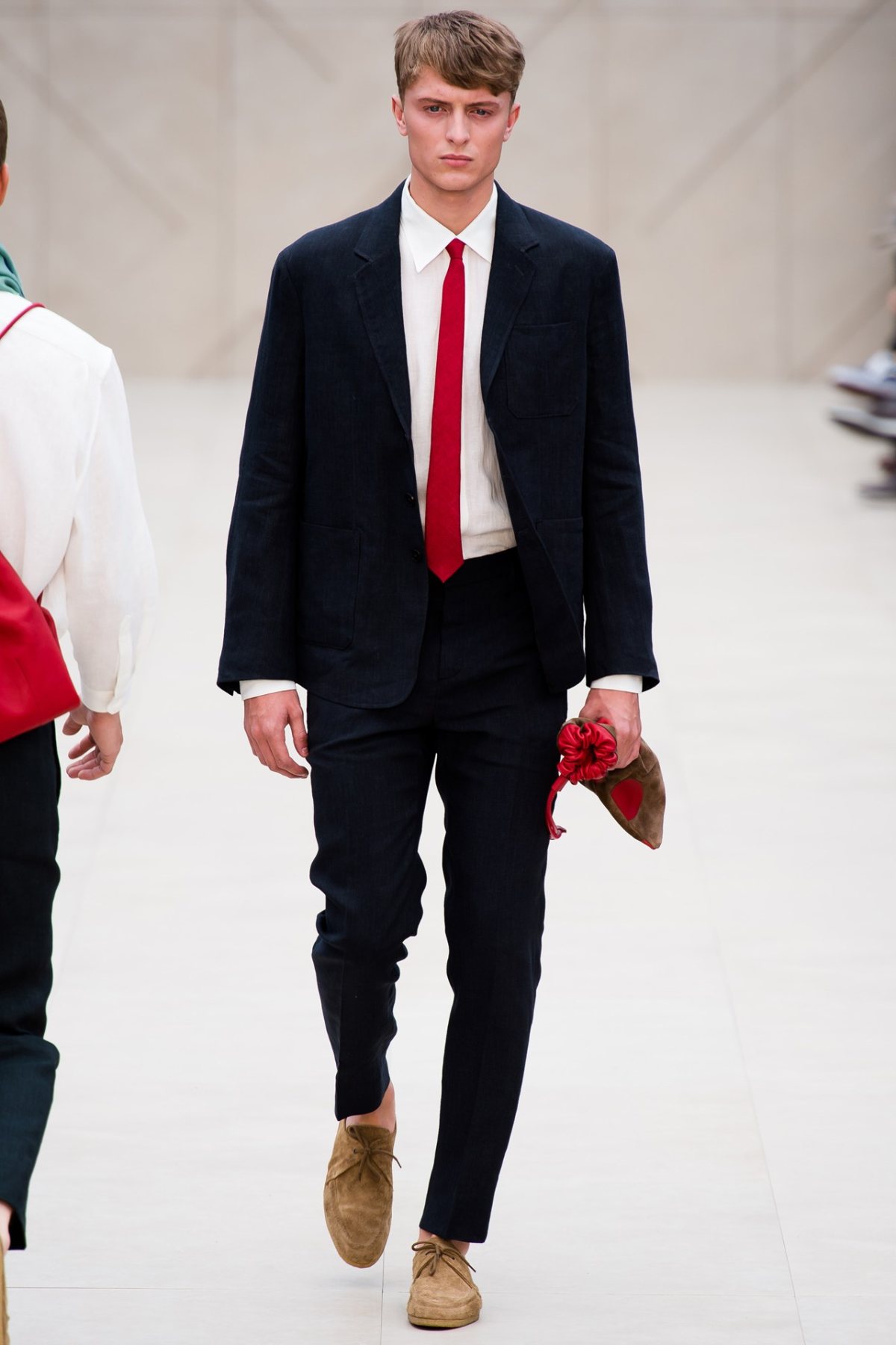 desfile-burberry-london-ss2014-11