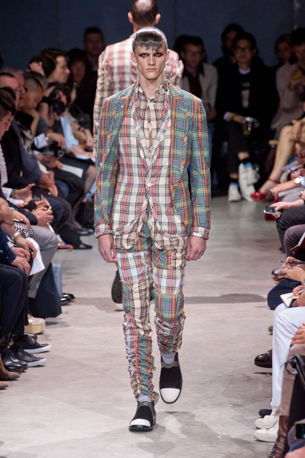 desfile-commedes-paris-men-ss2014-23