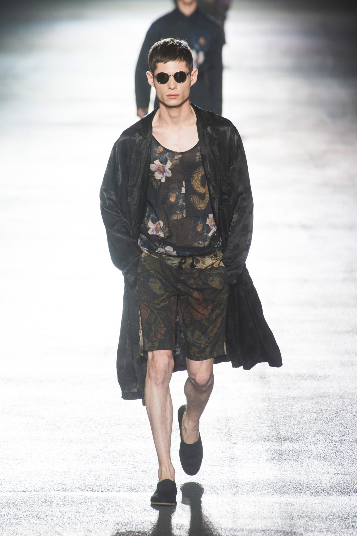 desfile-dvn-paris-men-ss2014-01