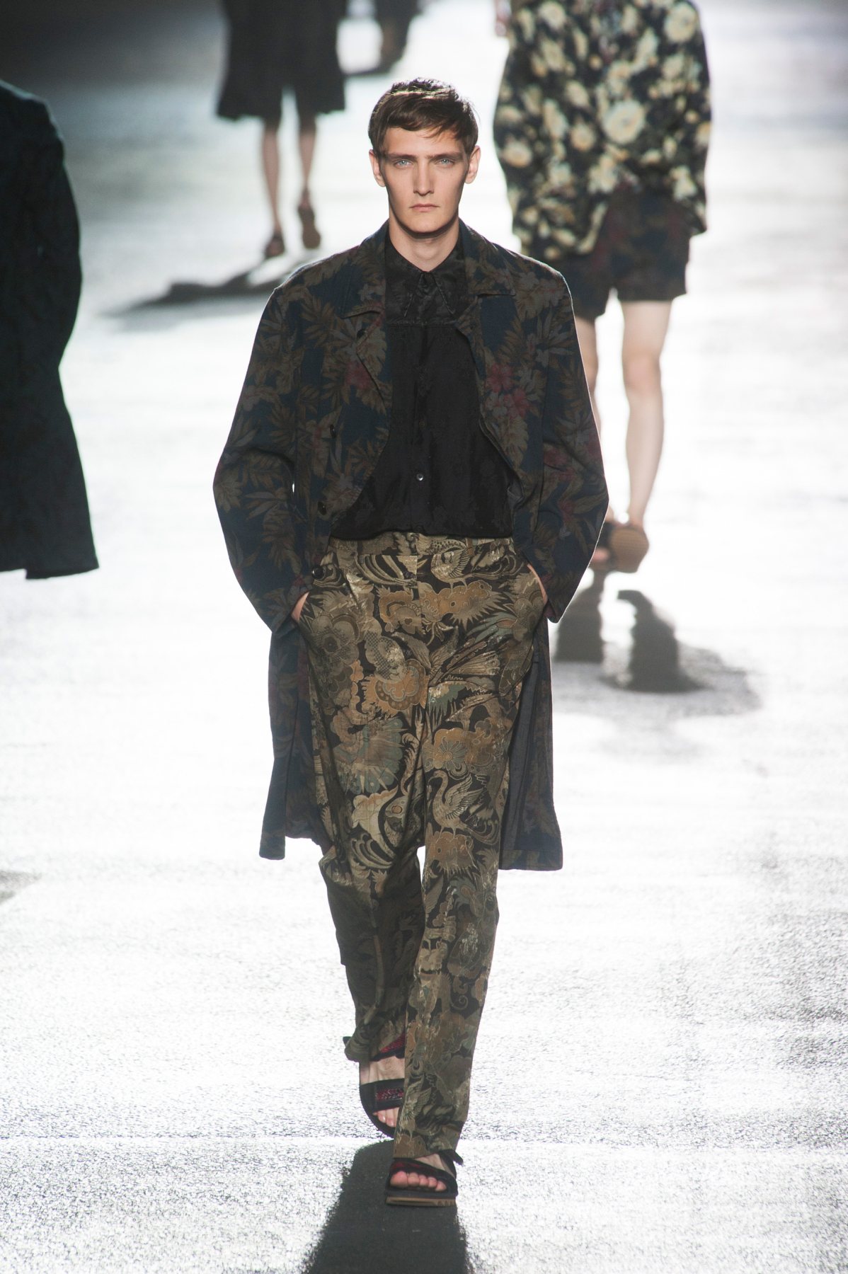 desfile-dvn-paris-men-ss2014-08