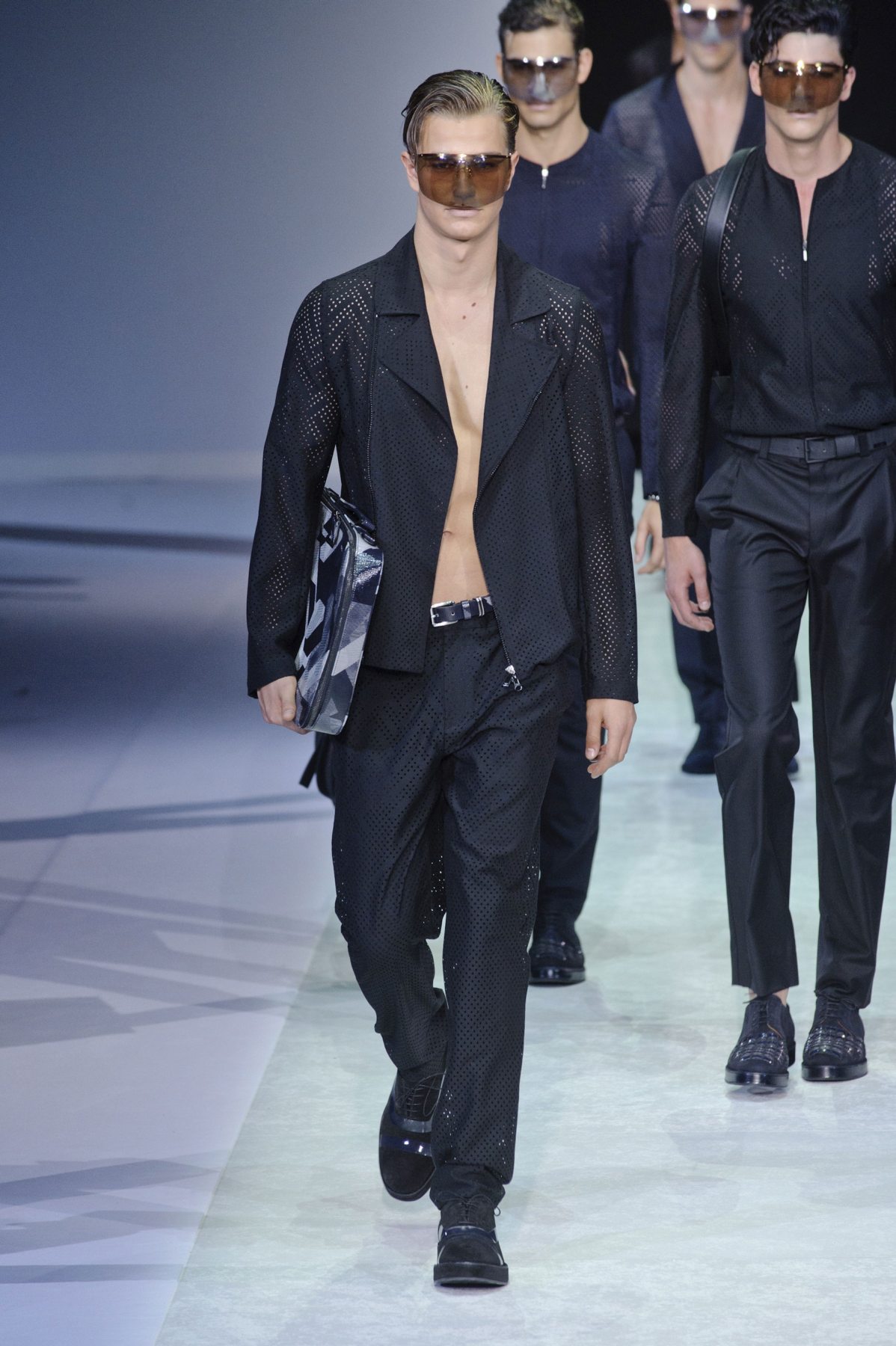 desfile-emp-armani-verao2014-milao-men-18
