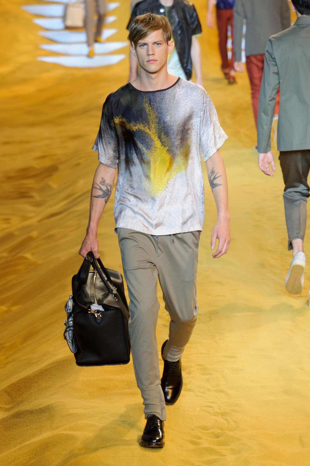 desfile-fendi-milao-ss2014-05