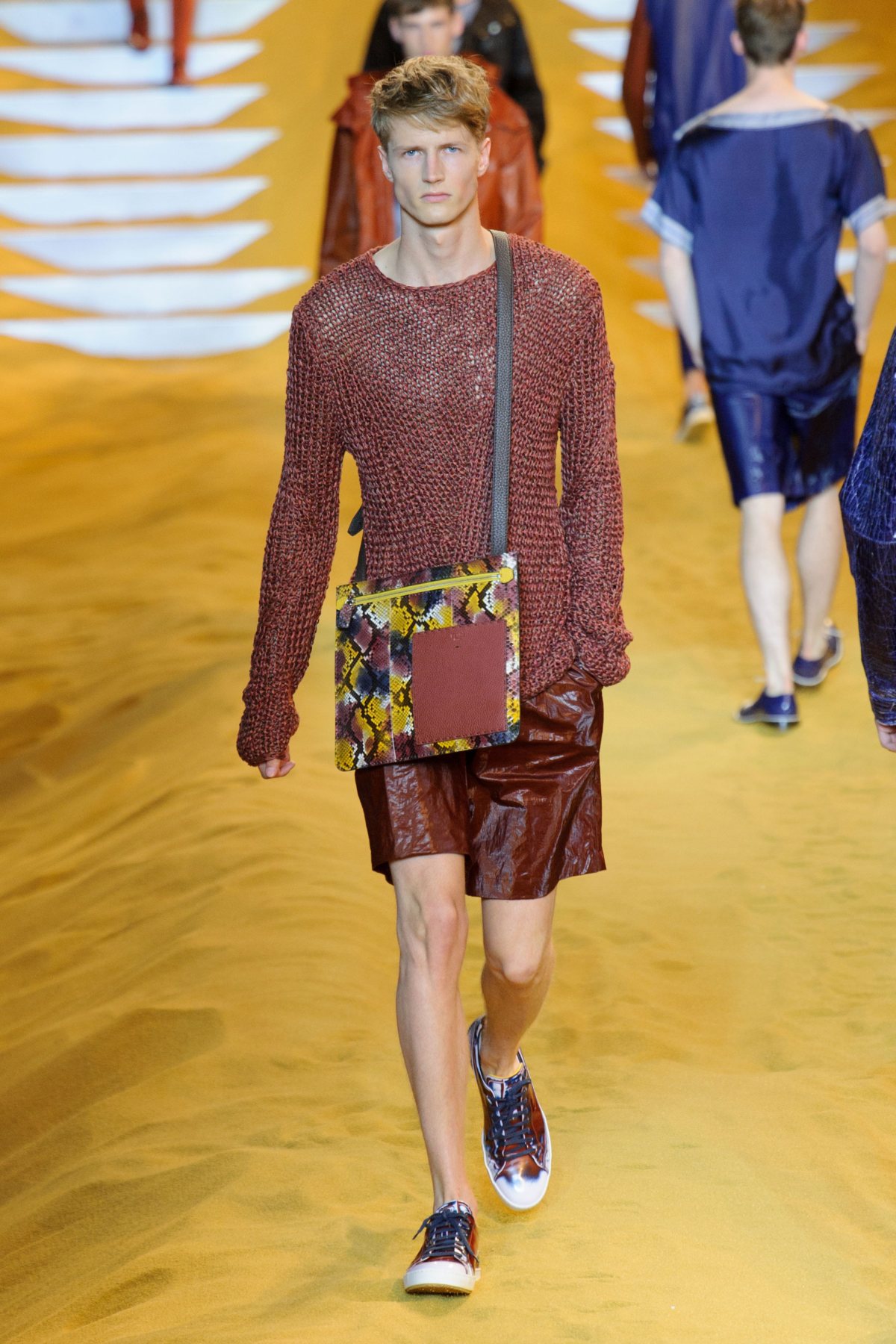 desfile-fendi-milao-ss2014-24