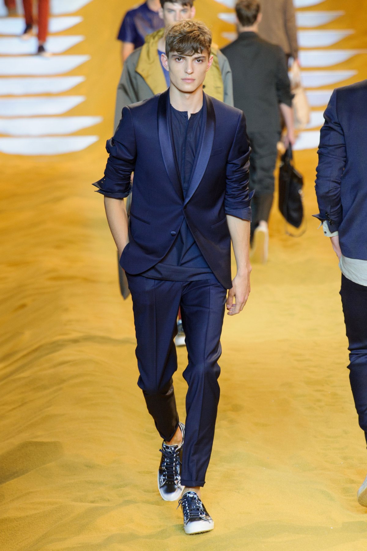 desfile-fendi-milao-ss2014-39