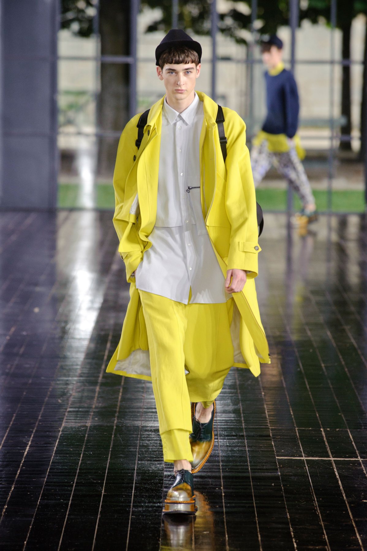 desfile-galliano-paris-men-ss2014-02