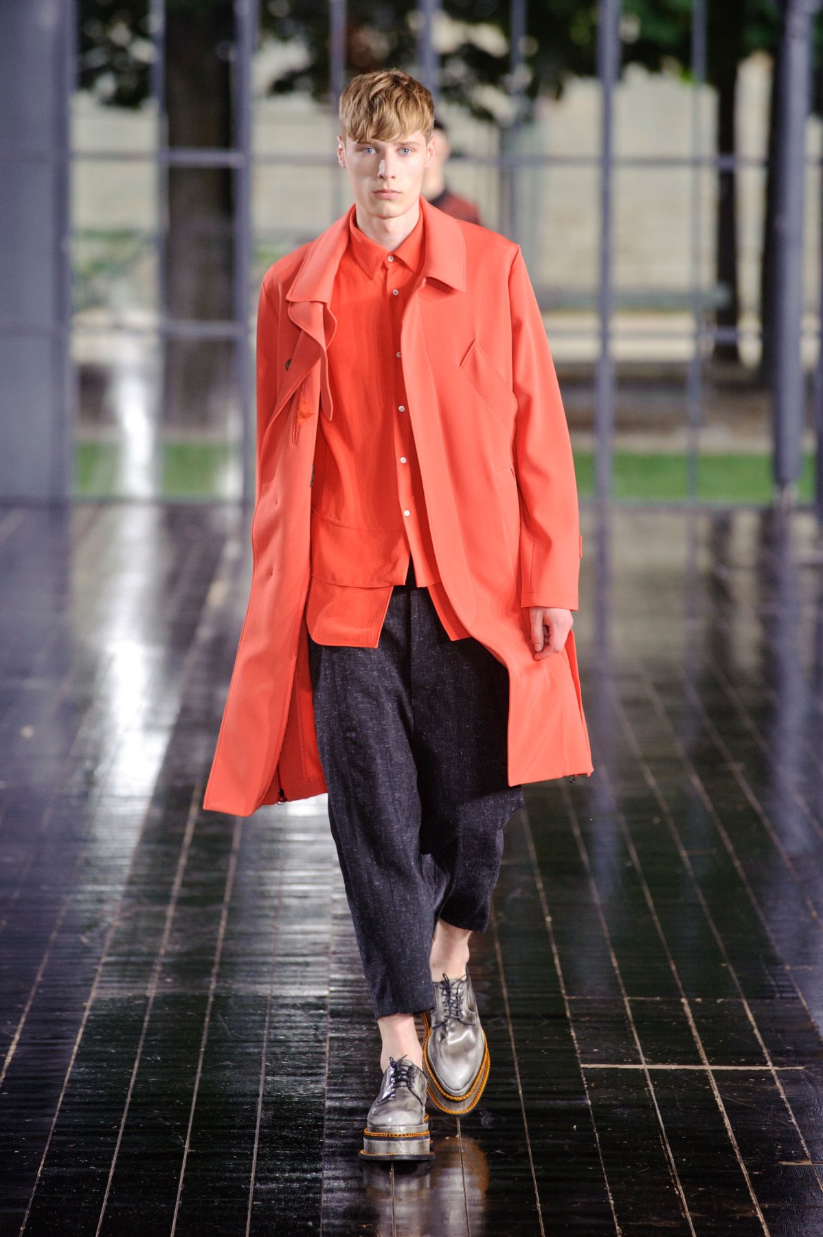desfile-galliano-paris-men-ss2014-16